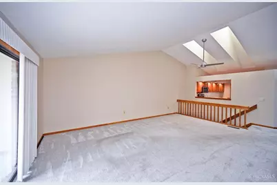 201 Centerbury Court, Cincinnati, OH 45246 - Photo 10