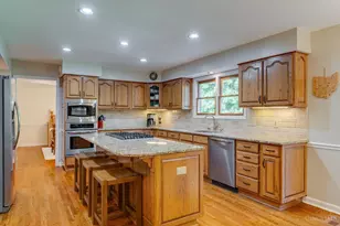 1562 Georgetown Rd, Miami Township, OH 45140 - Photo 10