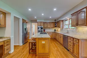 1562 Georgetown Rd, Miami Township, OH 45140 - Photo 14