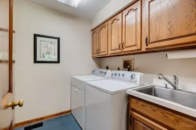 1562 Georgetown Road, Miami Township, OH 45140 - Photo 22