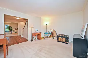 6625 W Knollwood Cir, Miami Township, OH 45140 - Photo 10