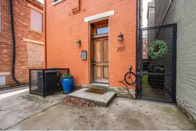 207 Kemp Alley, Cincinnati, OH 45202 - Photo 6