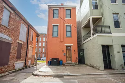 207 Kemp Alley, Cincinnati, OH 45202 - Photo 2