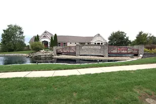 7609 Skyview Cir, Green Township, OH 45248 - Photo 18