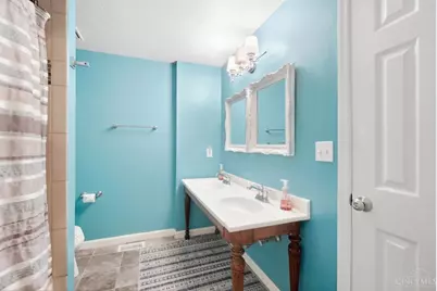 1042 Stratford Court, Loveland, OH 45140 - Photo 16