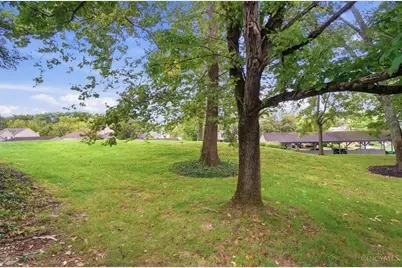 1042 Stratford Court, Loveland, OH 45140 - Photo 34