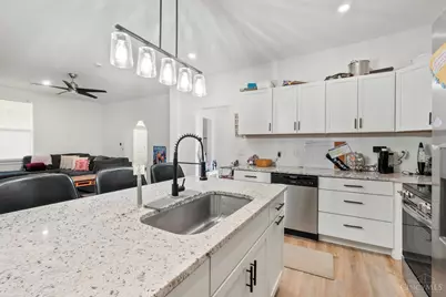 1120 Carson Avenue, Cincinnati, OH 45205 - Photo 10