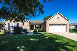 800 Autumn Ct, Trenton, OH 45067 - Photo 1