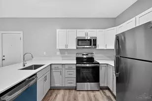 418 Torrence Ct, Cincinnati, OH 45202 - Photo 6