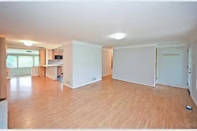 9218 McKinney Road, Montgomery, OH 45140 - Photo 8