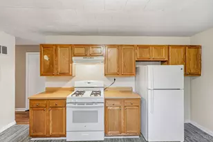 3252 Ainsworth Dr, Colerain Township, OH 45251 - Photo 6