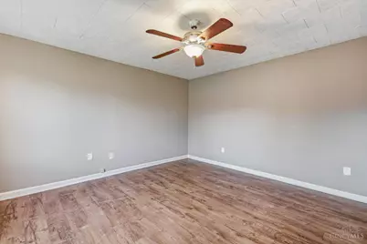 3252 Ainsworth Drive, Colerain Township, OH 45251 - Photo 4