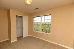 6999 Summit Lake Dr, Green Township, OH 45247 - Photo 20