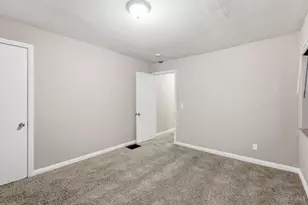 4311 Delridge Dr, Cincinnati, OH 45205 - Photo 12