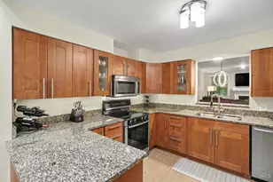 1021 Windsor St, Cincinnati, OH 45206 - Photo 8