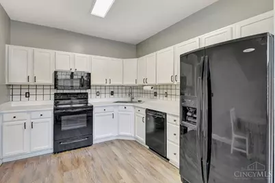 8903 Eastwind Way, West Chester, OH 45069 - Photo 6
