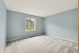 6555 Gwendolyn Dr, Anderson Township, OH 45230 - Photo 18
