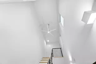24 Mercer St, Cincinnati, OH 45202 - Photo 34