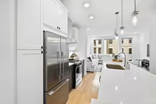 24 Mercer St, Cincinnati, OH 45202 - Photo 18