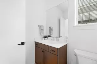 24 Mercer St, Cincinnati, OH 45202 - Photo 30