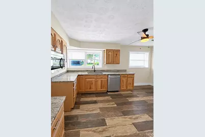 608 E Seventh Street, Manchester, OH 45144 - Photo 6