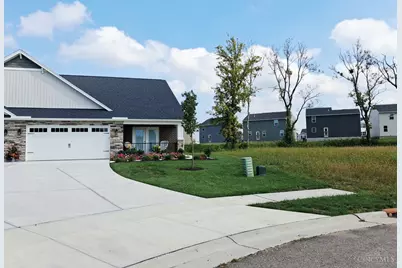 5011 Waterford Lane, Middletown, OH 45042 - Photo 2