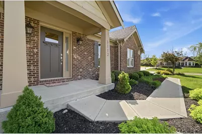3112 Renaissance Boulevard, Middletown, OH 45005 - Photo 4