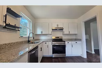 6925 Pin Oak Drive, Cincinnati, OH 45239 - Photo 10