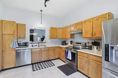 3903 Pebble Creek Ln, Batavia Township, OH 45102 - Photo 6