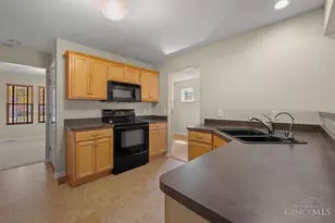6755 Mossy Rock Ct, Hamilton Township, OH 45039 - Photo 16