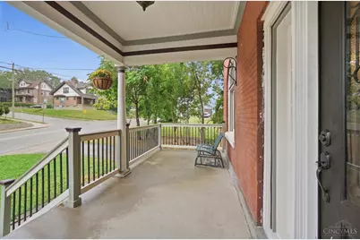 227 Forest Avenue, Cincinnati, OH 45229 - Photo 4
