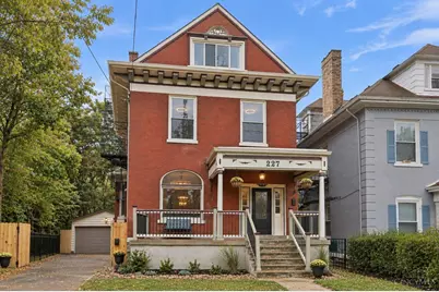 227 Forest Avenue, Cincinnati, OH 45229 - Photo 2