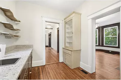 227 Forest Avenue, Cincinnati, OH 45229 - Photo 26