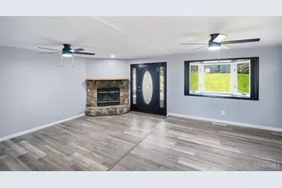 723 Ledro Street, Springdale, OH 45246 - Photo 4