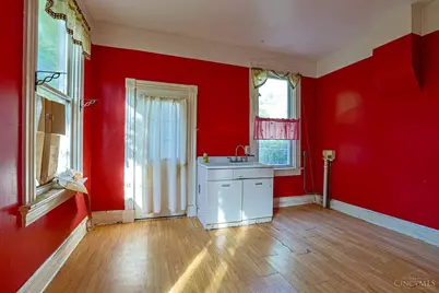 4175 Mad Anthony Street, Cincinnati, OH 45223 - Photo 8