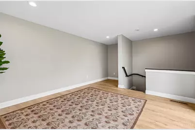 3906 Edwards Road #C, Cincinnati, OH 45209 - Photo 36