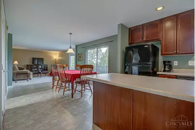6988 Ruwes Oak Drive, Green Township, OH 45248 - Photo 4