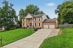 765 8 Mile Rd, Anderson Township, OH 45255 - Photo 2