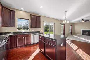 9756 Crooked Creek Dr, Clearcreek Twp., OH 45458 - Photo 2