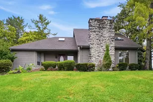 1760 Gloucester Dr, Fairfield, OH 45014 - Photo 2