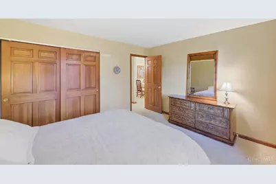 9044 Winton Road, Springfield Township, OH 45231 - Photo 18