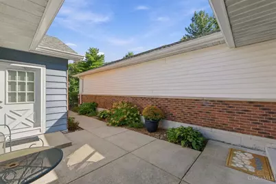 9044 Winton Road, Springfield Township, OH 45231 - Photo 34
