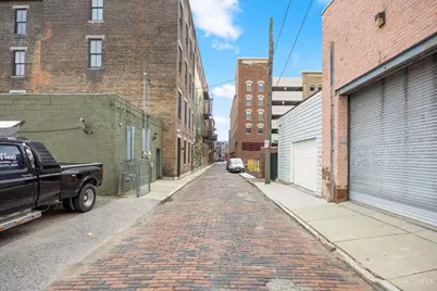 1821 Elm Street, Cincinnati, OH 45202 - Photo 18