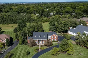 5025 Rollman Estates Dr, Amberley, OH 45236 - Photo 2