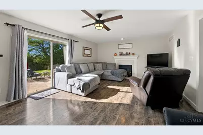 6830 Liberty Farms Court, Liberty Township, OH 45011 - Photo 6