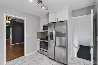 5065 Western Hills Ave, Cincinnati, OH 45238 - Photo 14