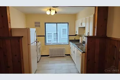 234 Woolper Avenue, Cincinnati, OH 45220 - Photo 14