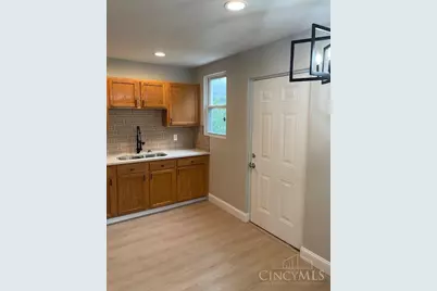2102 Ross Avenue, Norwood, OH 45212 - Photo 10