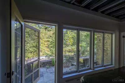 14 Garden Place, Cincinnati, OH 45208 - Photo 32