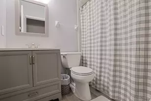 69 Evergreen Cir, Wyoming, OH 45215 - Photo 36